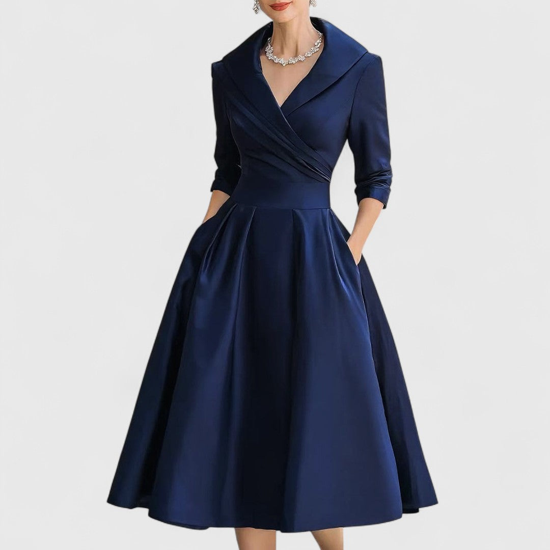 Marley Quinn Midi Dress in navy blue
