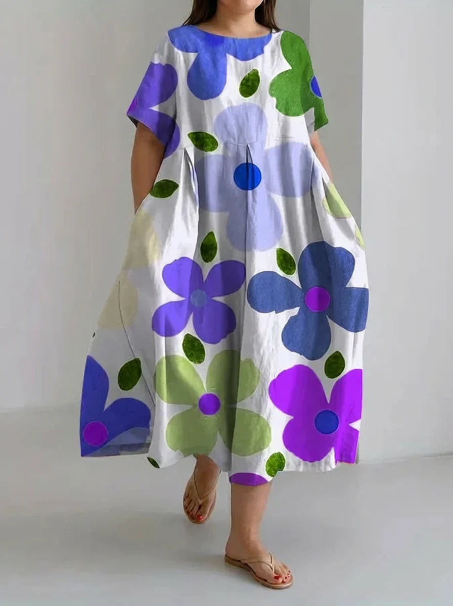 Aveline Retro Botanical Floral Design in blue