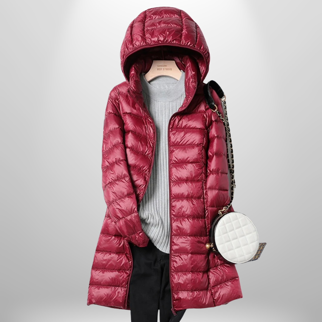 Elma Ultralight Down Jacket in burgundy