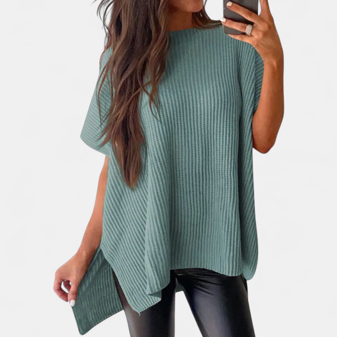 Britta Ribbed Knit Pullover Top in blue