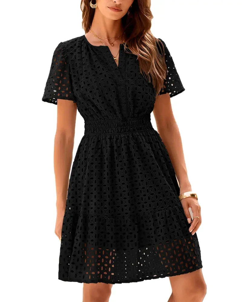 Magda Sweetheart Neckline Dress in black