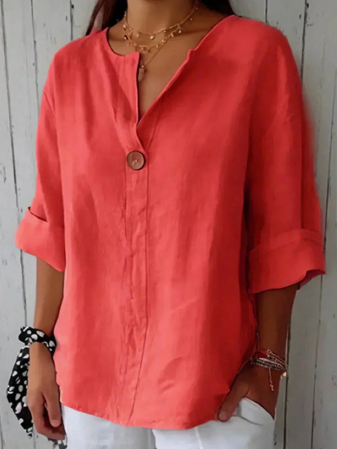 Linen Blouse with V-neck in red