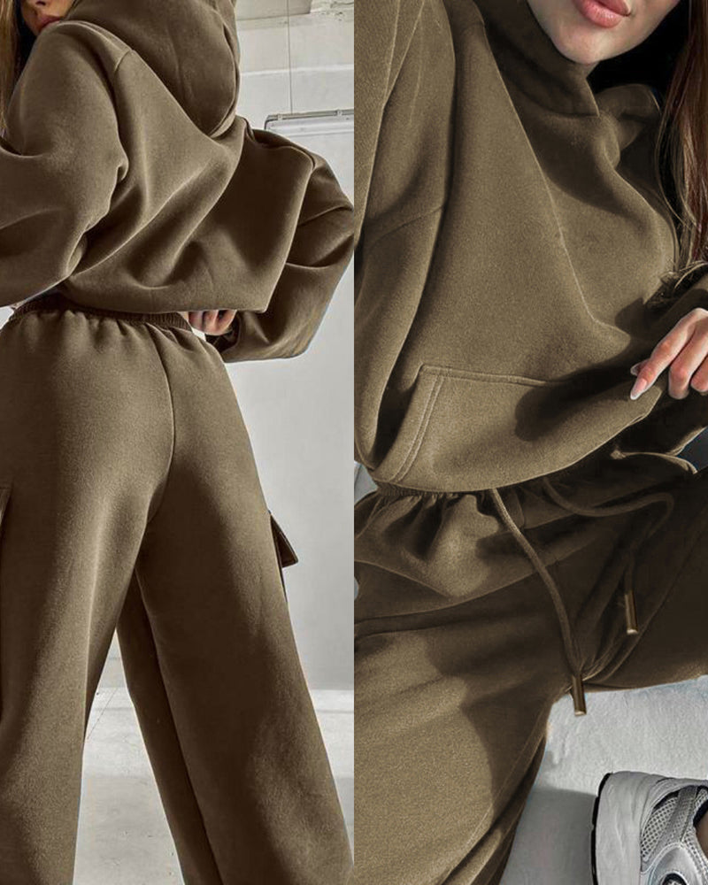 Stylish Cargo Oversized Sweatsuit Set in khaki