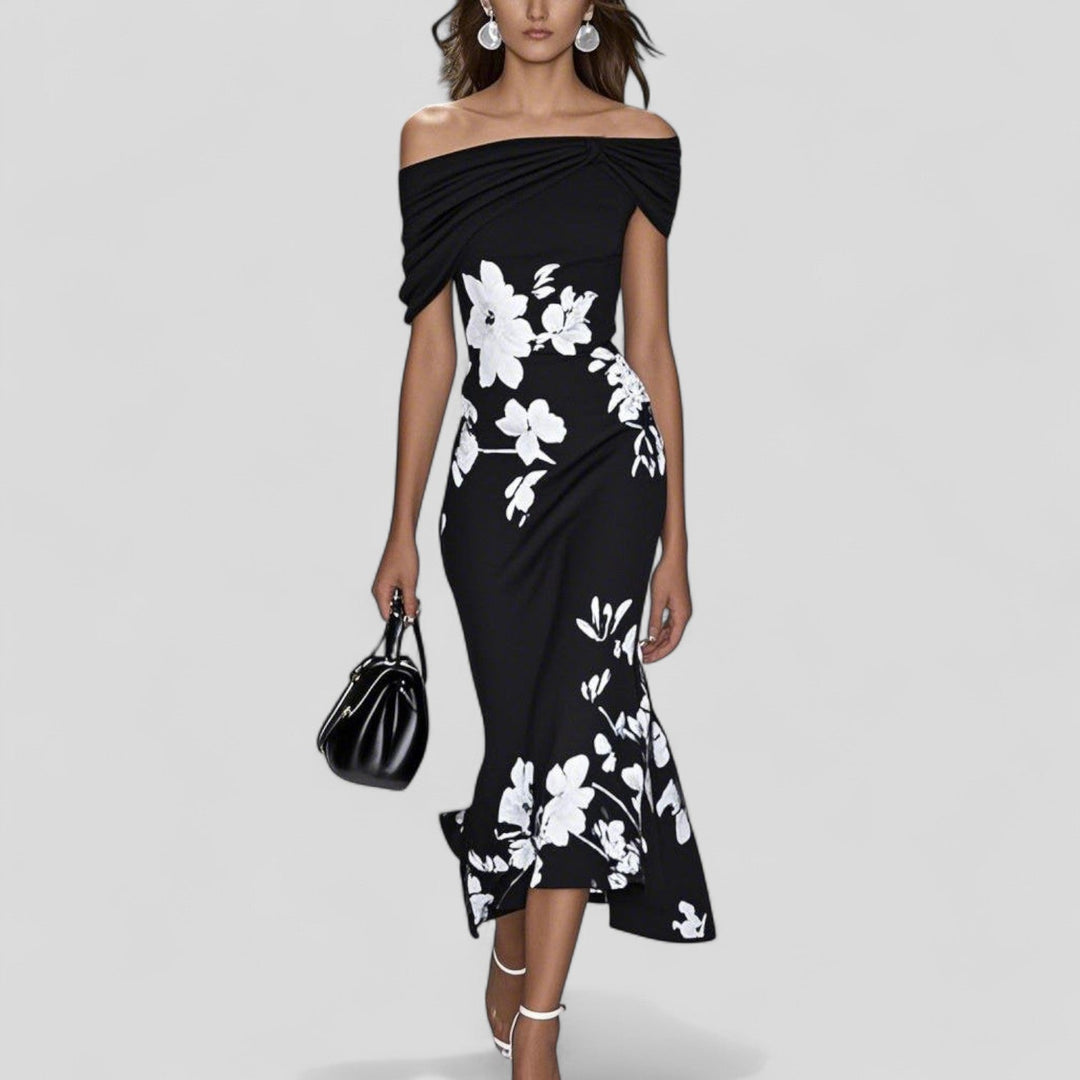 Isabrunel Midi Dress in black