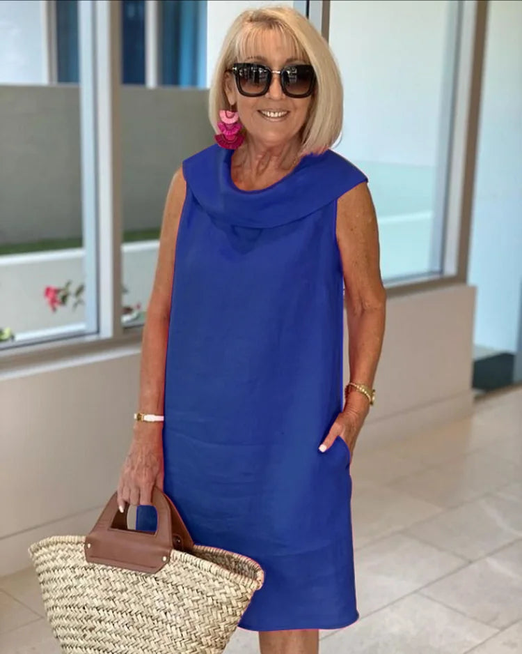 Perla Sleeveless Sheath Dress in blue