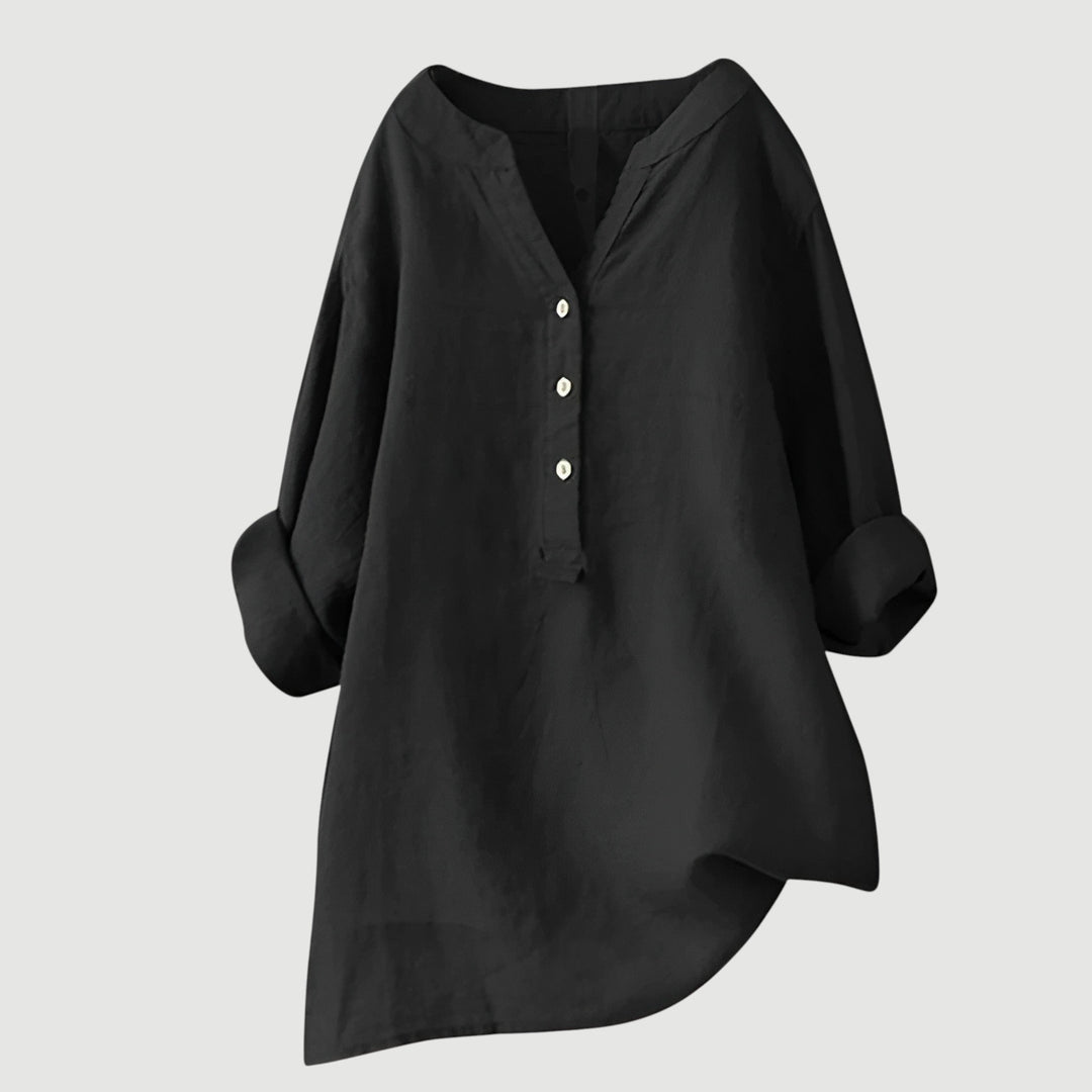 L a Tunic Blouse in black