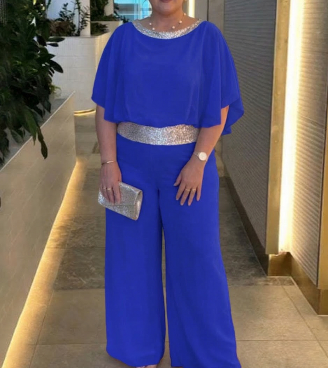 Florence and Set in blue