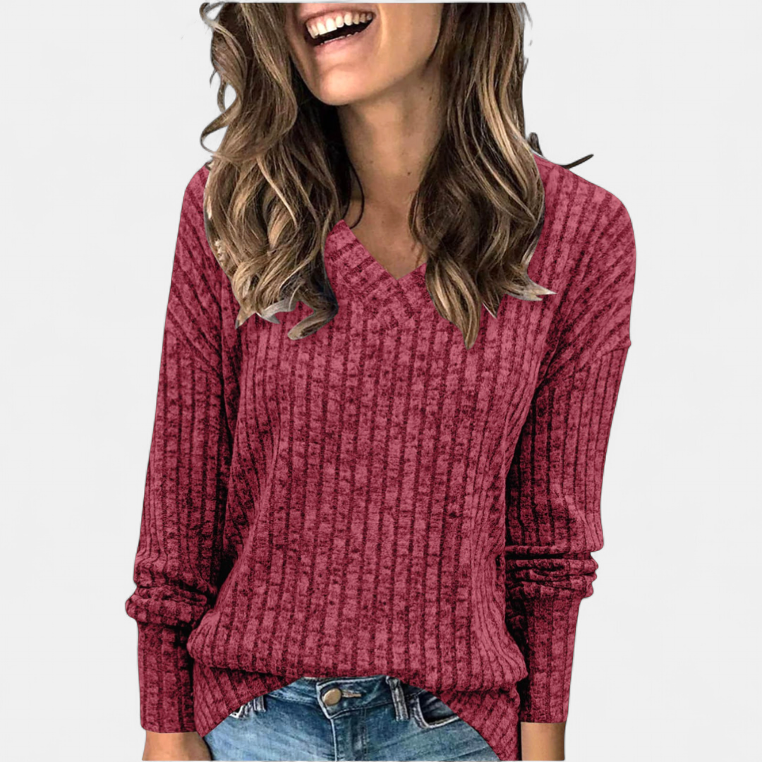 Kasha V-neck Long Sleeve Sweater in claret
