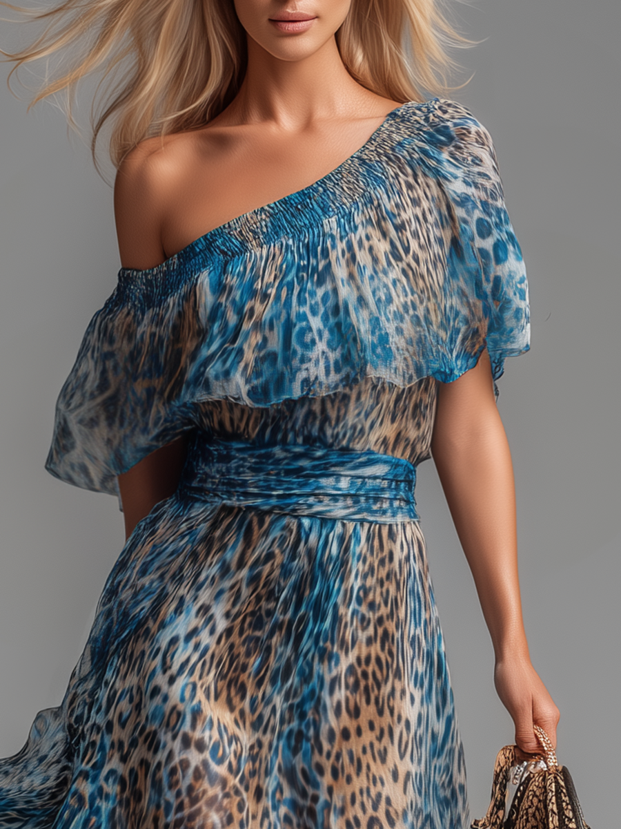 Caterina Midi Dress in blue