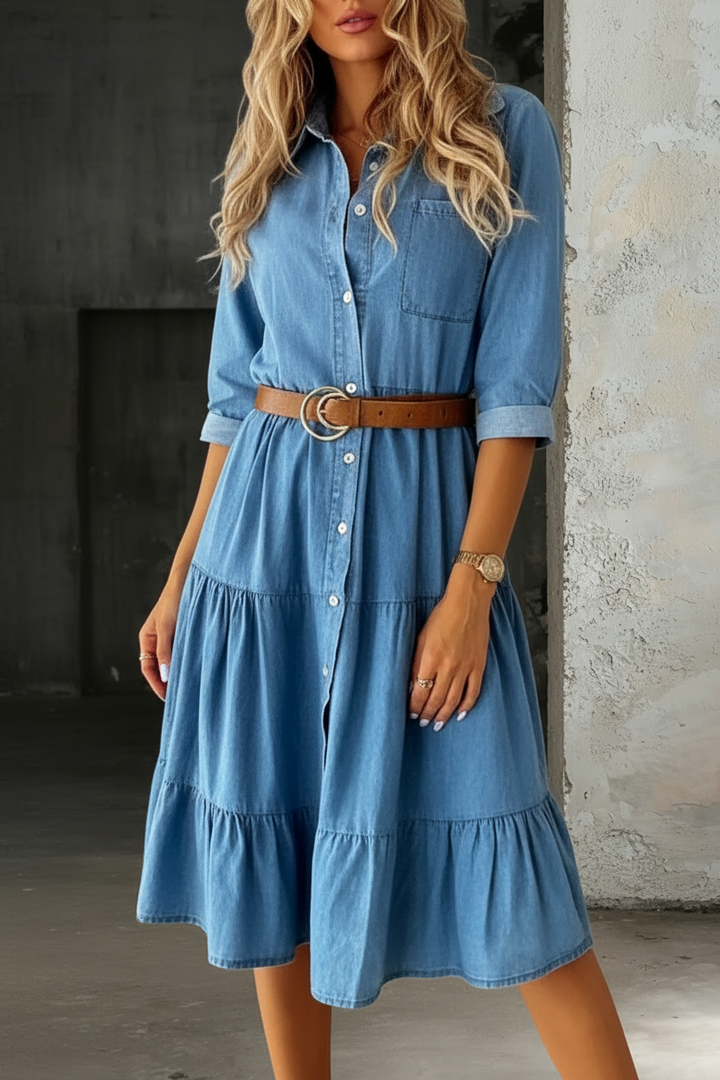 Gwen Midi Dress in light blue