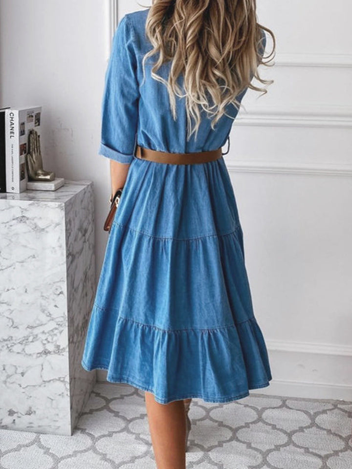 Gwen Midi Dress in light blue